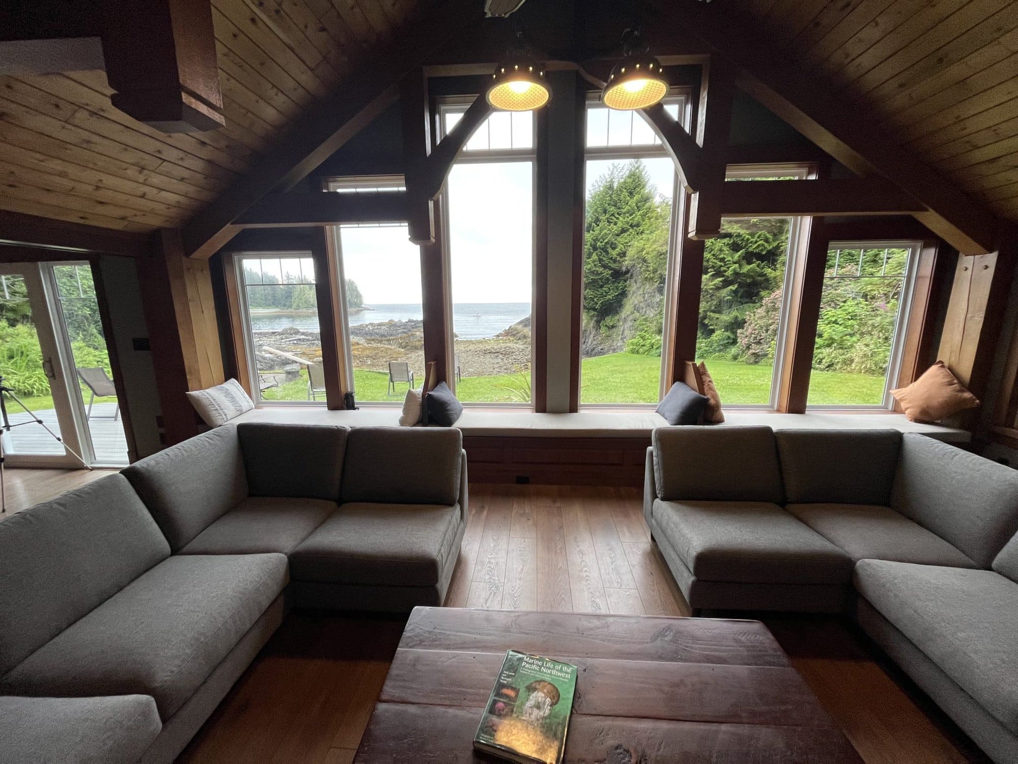 Photo: Great Room at Outer Shores Lodge | Credit: Scott Wallace